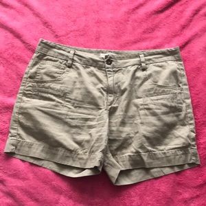 Levi’s khaki shorts